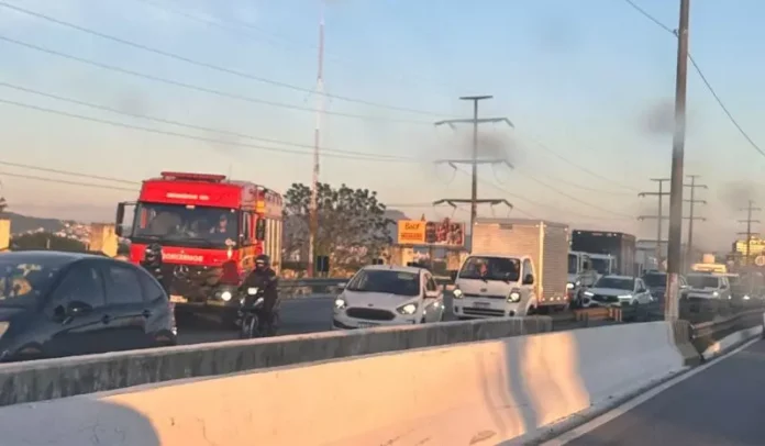 Acidente na Via Expressa compromete trânsito na Grande Florianópolis nesta quarta (03); Veja resumo